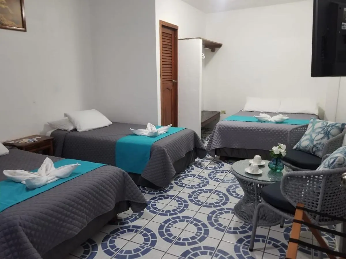 Hostal Gardner Galapagos Puerto Ayora