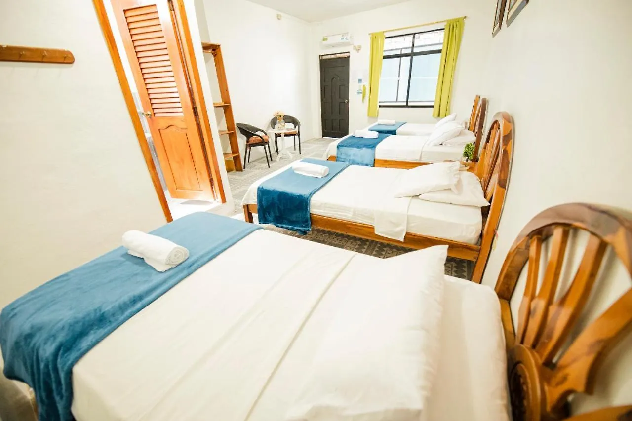Hostal Gardner Galapagos Puerto Ayora