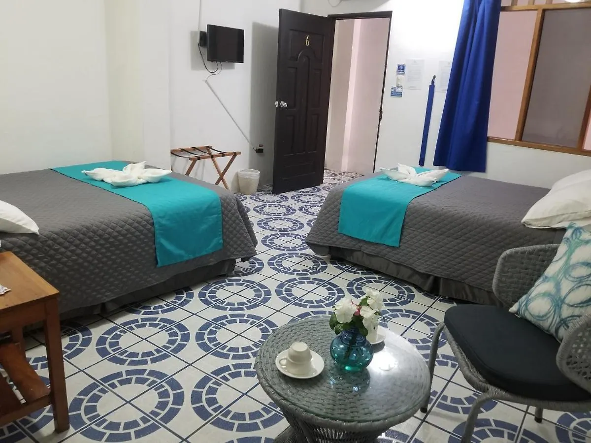 Hostel Hostal Gardner Galapagos Puerto Ayora