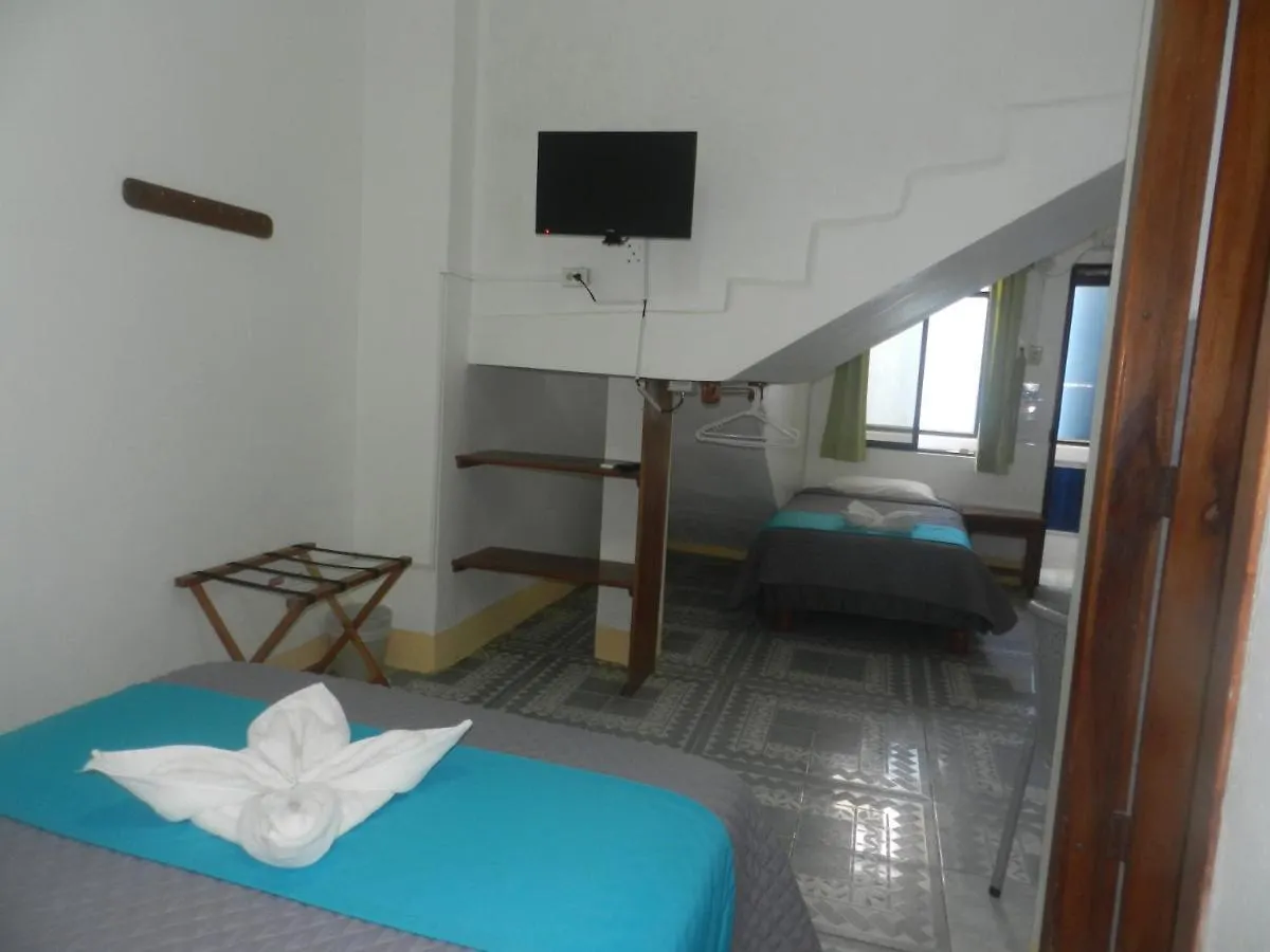 Hostel Hostal Gardner Galapagos Puerto Ayora
