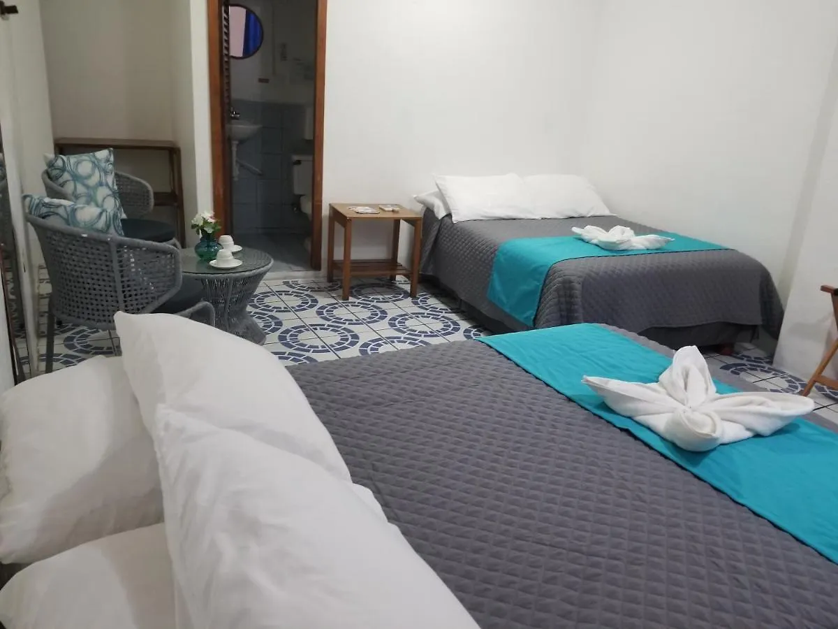 Hostal Gardner Galapagos Puerto Ayora  Hostel